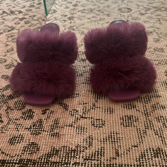 Bershka Faux Fur High Heel Sandals Burgundy NWOT - Picture 2 of 3